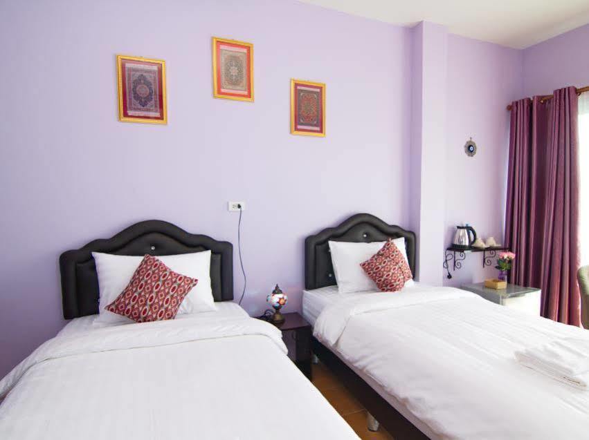 เจ้าดูรี โฮม Hotel เชียงใหม่ ภายนอก รูปภาพ